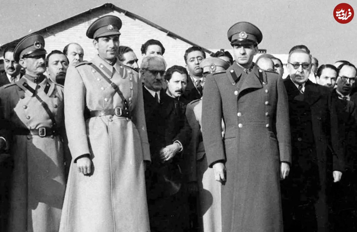 عکس؛ سفر در زمان؛ «محمدرضا پهلوی» در مراسم عروسی خواهرزاده اش در مهرشهر کرج