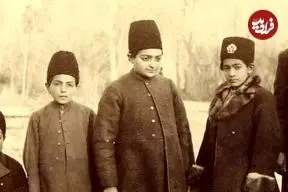 عکس| سفر به ایران قدیم؛ نوۀ نقاش ناصرالدین شاه در آتلیۀ نقاشی‌اش