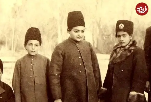 عکس| سفر به ایران قدیم؛ نوۀ نقاش ناصرالدین شاه در آتلیۀ نقاشی‌اش