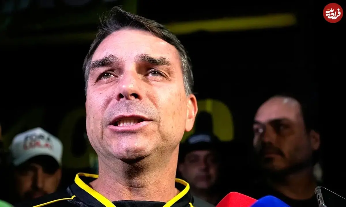 پدر در زندان؛ پسر در سودای ریاست جمهوری