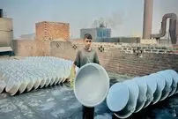 (ویدئو) مراحل تماشایی تولید قابلمه های آلومینیومی بزرگ در پاکستان