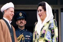 عکس؛ سفر به تاریخ؛ «بی‌نظیر بوتو، نخست‌وزیر اسبق پاکستان» در 17 سالگی در کالج هاروارد؛ سال 1349 
