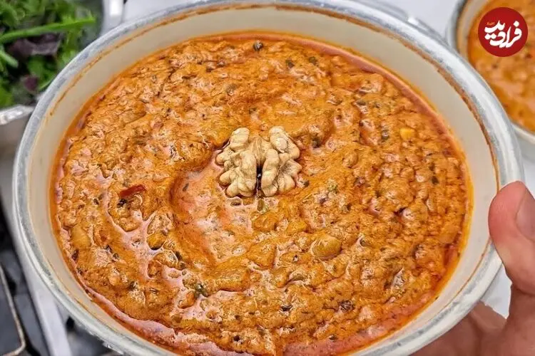 کال جوش؛ طرز تهیه غذای سنتی تهرانی با کشک، گردو و گوجه