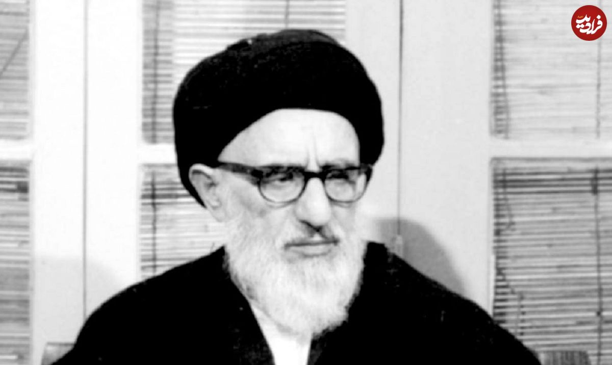 عکس| سفر در زمان؛ «آیت الله طالقانی» در یک نشست مطبوعاتی در خانه اش؛ سال 58