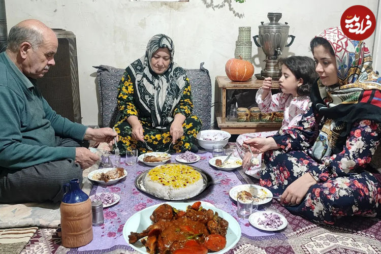 (ویدئو) غذای روستایی در ارومیه؛ پخت یک زرشک پلو با مرغ محلی و متفاوت