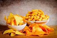 (ویدئو) چرا اصلا نباید چیپس بخوریم؟