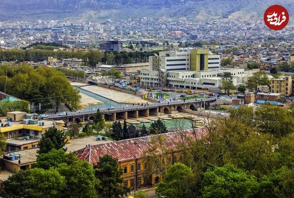 (عکس) ایران قدیم؛ نمایی از «خرم آباد» در دهه 1310 وقتی خانه ها کاهگلی بود