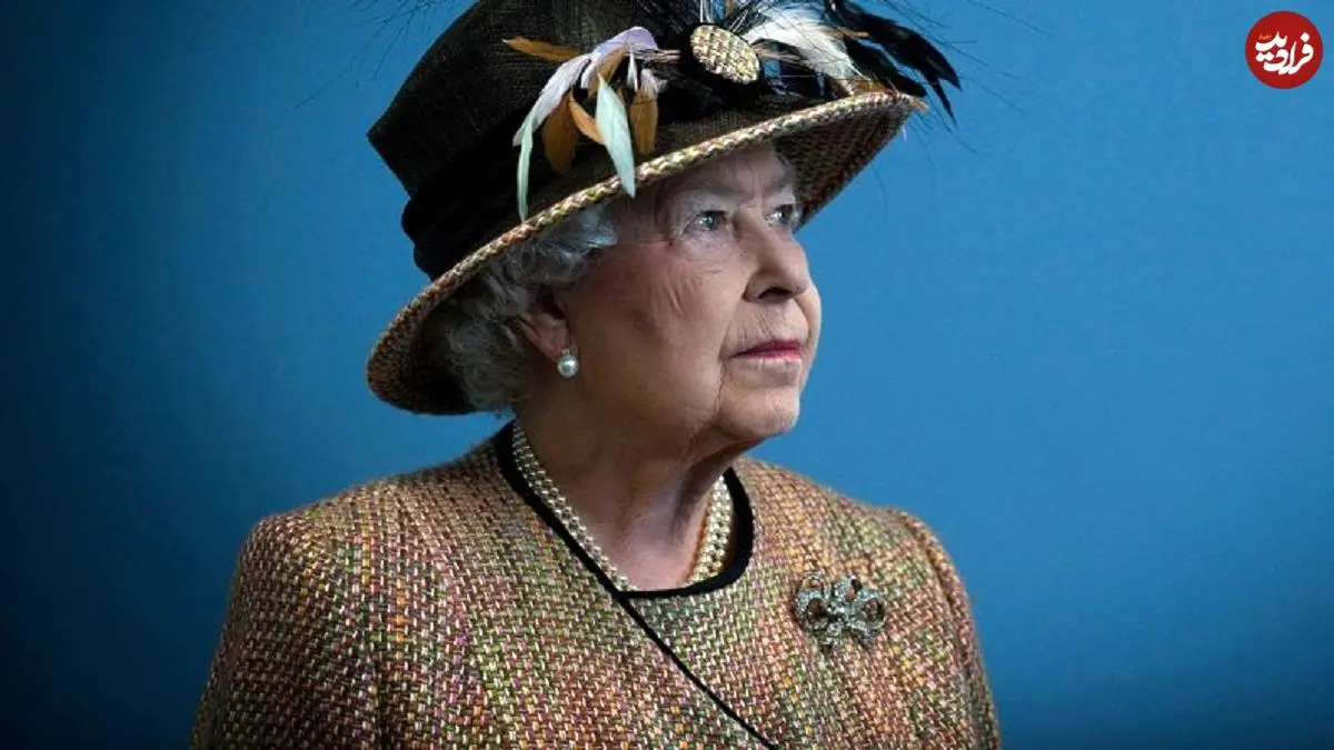 عکس| سفر در زمان؛ «ملکه الیزابت دوم» در حال اسب سواری به همراه پدرش؛ سال 1313