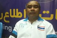 عکس جدید از مربی مردی که در ایران روسری پوشید