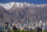 عکس؛ یک تابلوی جدید در ورودی شهر تهران جلب توجه کرد