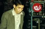 عکس| سفر زمان؛ پسر «خودکارفروش» در بازار تهران؛ 59 سال قبل
