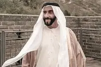 عکس| سفر زمان؛ «کتاب اطلس خلیج فارس در برابر شیخ زاید، بنیانگذار امارات؛ سال 1355