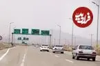 عکس| سفر به ایران قدیم؛ کاروان شترها در جادۀ خاکی اصفهان؛ سال 1313