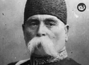 عکس| سفر زمان؛ «عین‌الدوله، وزیر مظفرالدین شاه» در کنار جمعی از درباریان؛ 125 سال قبل
