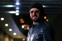 ببینید؛ امین حیایی: من نظافتچی صدا و سیما بودم؛ یه روز داشتم توی صدا وسیما تِی می‌کشیدم که با کارن همایونفر آشنا شدم