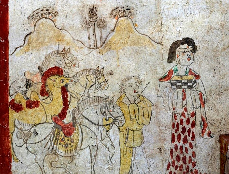 نقاشی‌های شگفت‌انگیز مقبرۀ 1300 ساله؛ «انگار همین دیروز کشیده شده‌اند»