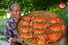 ببینید| غذای روستایی در چین؛ صید 40 خرچنگ و پخت غذای سنتی با آن