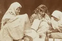 (عکس) سفر به ایران قدیم؛ سفرۀ ناهار یک خانوادۀ ایرانی در دوران قاجار