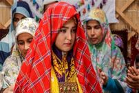 عکس| سفر زمان؛ چهرۀ «صحرا» (سریال بازی نقاب‌ها) بعد از 7 سال در کنار «نعیمه نظام دوست»