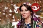 عکس| سفر زمان؛ «فرزانه تأییدی» در 32 سالگی و روی صحنه یک نمایش؛ سال 56