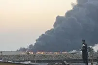 حمله به اسکله صیادی در جاسک/ ۱۰۰ فروند لنج دچار حریق شد