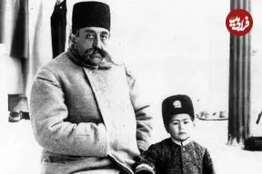 عکس| سفر زمان؛ مظفرالدین شاه سوار بر سه‌چرخۀ مخصوص در یک جاده