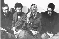 عکس منتشرنشده از یاسر عرفات در کنار بنی‌صدر و سیداحمد خمینی