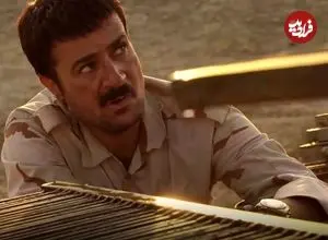 عکس| سفر در زمان؛ «ارسطو» سریال پایتخت در حال بیلیارد بازی کردن؛ سال 99