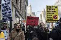 تظاهرات مخالفان حمله به سوریه در امریکا