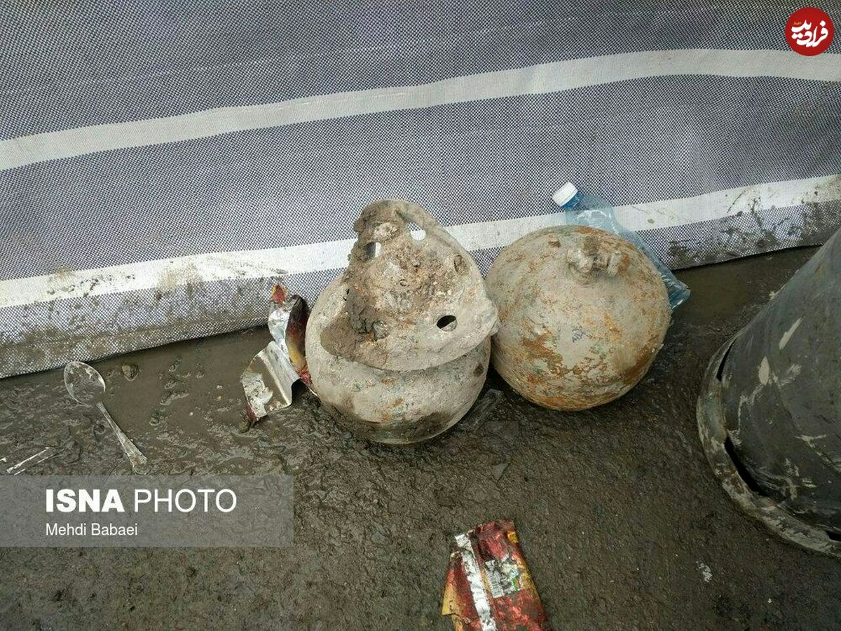 عکس/ کپسول پیکنیکیهایی که از زیر آوار پلاسکو بیرون آمد