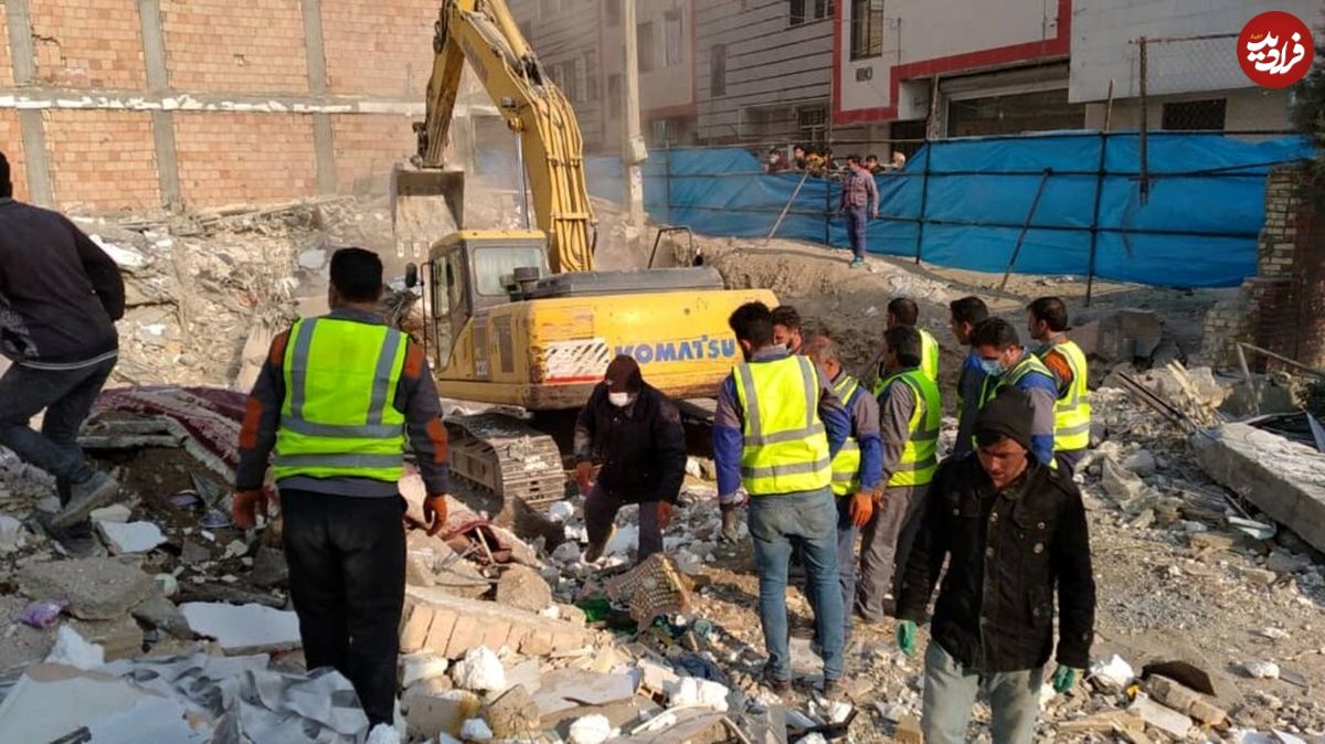 ویدیو/ جزئیات ریزش ساختمان ۱۰ طبقه متروپل در آبادان