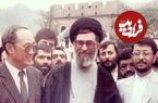 عکس| سفر به تاریخ؛ «رهبر انقلاب» در حال قدم زدن در خیابانی در کشور چین؛ سال 1368