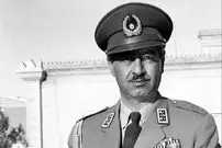 عکس| سفر در زمان؛ دیدار «تیمور بختیار، اولین رئیس ساواک» با آورل هریمن