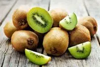 هشدار؛ این افراد در خوردن کیوی احتیاط کنند