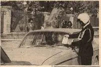 عکس| سفر به تهران قدیم؛ این ۳۰ نفر حق ندارند در تهران رانندگی کنند!