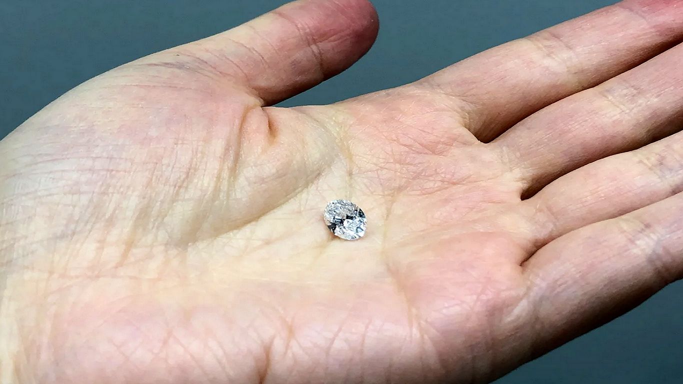 کشف الماسی کمیاب از گوشته زمین دانشمندان را شگفت زده کرد
