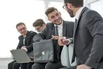 متولدین اردیبهشت ماه باید چه شغلی را انتخاب کنند؟