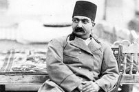 عکس؛ سفر در زمان؛ «ظل السلطان، فرزند مستبد ناصرالدین شاه در کنار پسرش»؛ دهه 1270