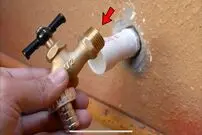 (ویدئو) سه روش هوشمندانه برای وصل کردن شیر فلزی به لوله PVC آب