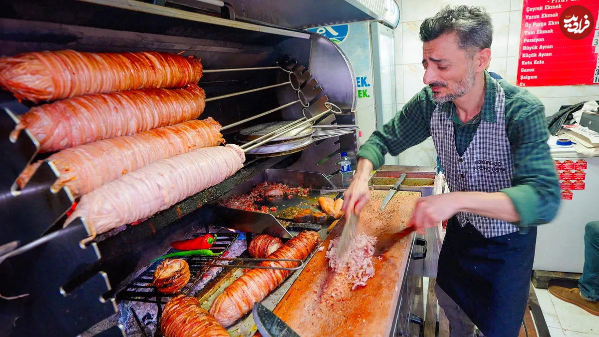 (ویدئو) غذای خیابانی در استانبول؛ از کوکورچ تا دنر کباب