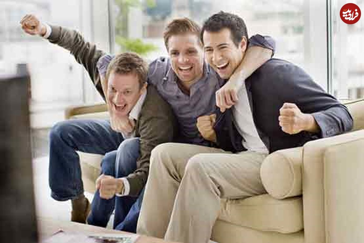 چگونه با همسر رفیق باز رفتار کنیم؟