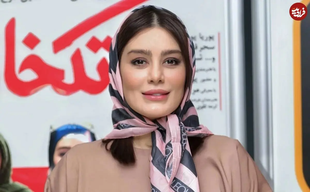 عکس| سفر در زمان؛ «سحر قریشی و فریبا نادری» در طلافروشی شاهرخ استخری؛ دهه 90