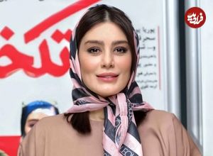 عکس| سفر در زمان؛ «سحر قریشی و فریبا نادری» در طلافروشی شاهرخ استخری؛ دهه 90