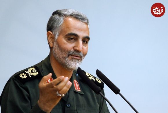 تصاویر؛ سفر در زمان؛ سردار سلیمانی در حال گریه در حرم امام رضا؛ دهه 90