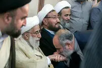 حمله تند روزنامه صادق خرازی به حسام‌الدین آشنا