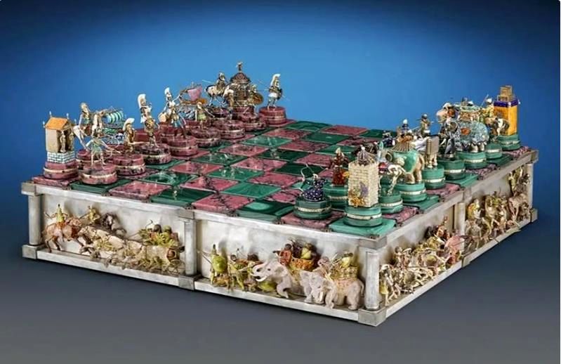 (عکس) سرنوشت شطرنج جواهرنشانی که نبرد داریوش بزرگ و اسکندر مقدونی را بازسازی می کند