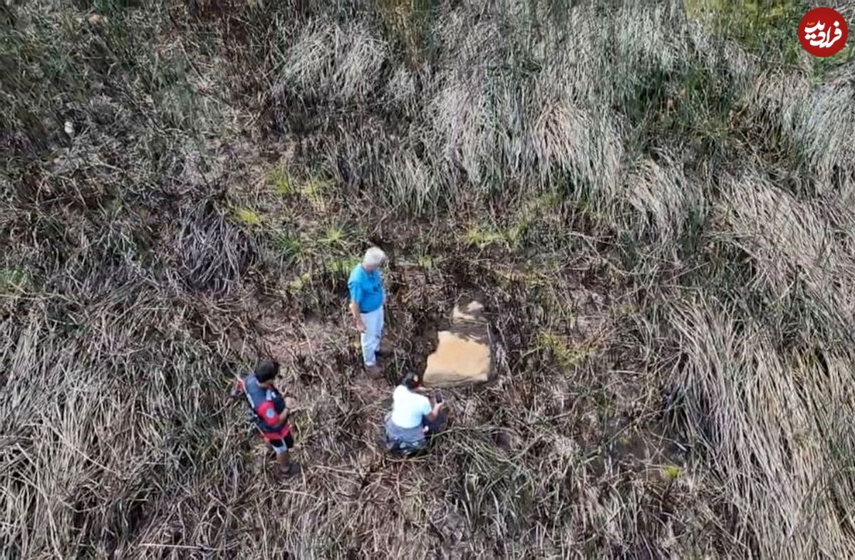 پیدا شدن مجسمۀ غول‌آسا در بستر دریاچۀ خشک شده (عکس و فیلم)