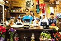 کافه‌ای برای دیده شدن