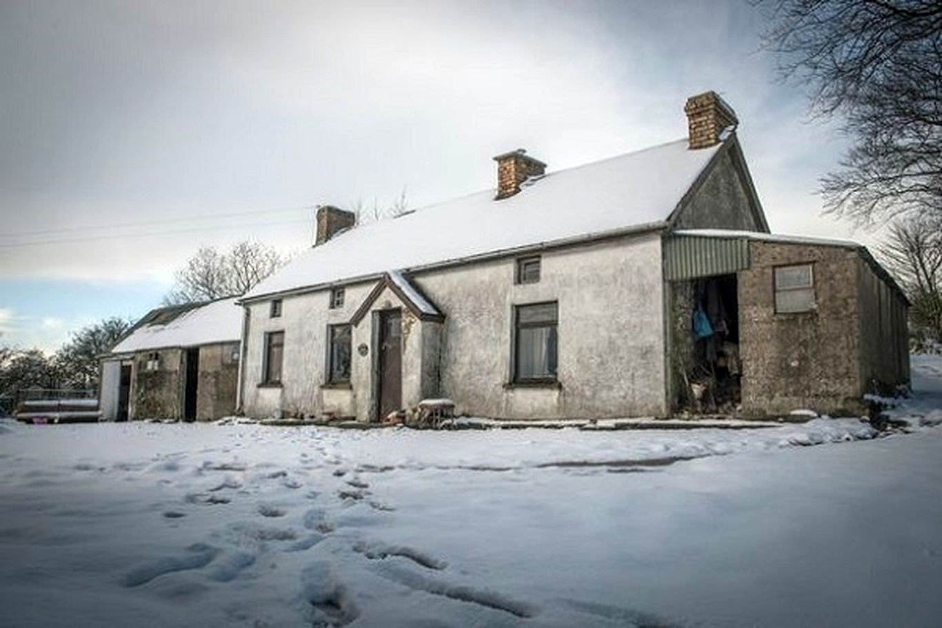 تصاویری جالب از کلبه‌ای در ایرلند شمالی که ۲۰۰ سال است دست نخورده مانده