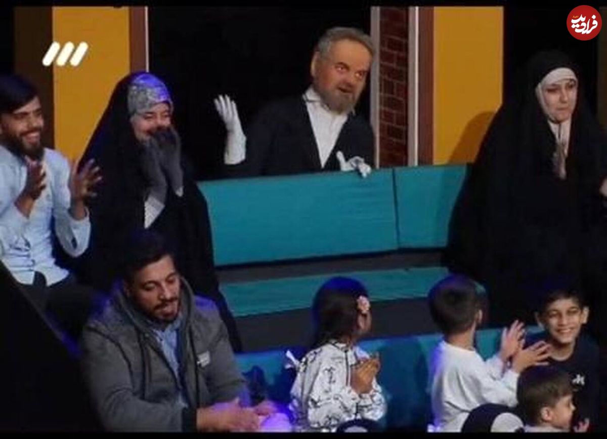 (ویدئو) خوانندگی عروسک جواد خیابانی برای مهران رجبی